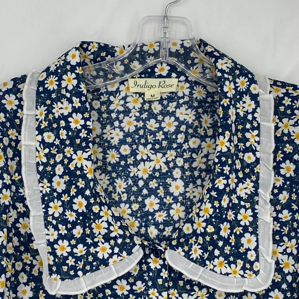 Indigo Rose Juniors Size Medium Button Front Blouse Blue Yellow Floral Print - Picture 2 of 10